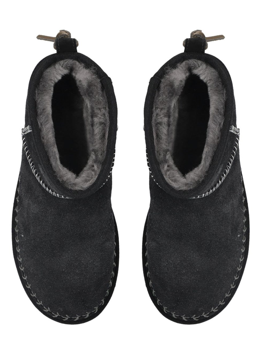 Classic Ultra Mini Biarritz Black Leather Boot
