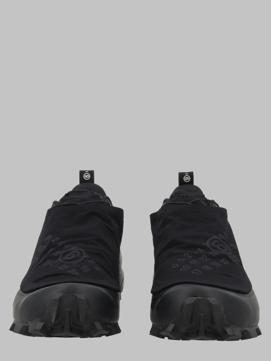 Sneakers Cross Dust Black Polyamide Trainers