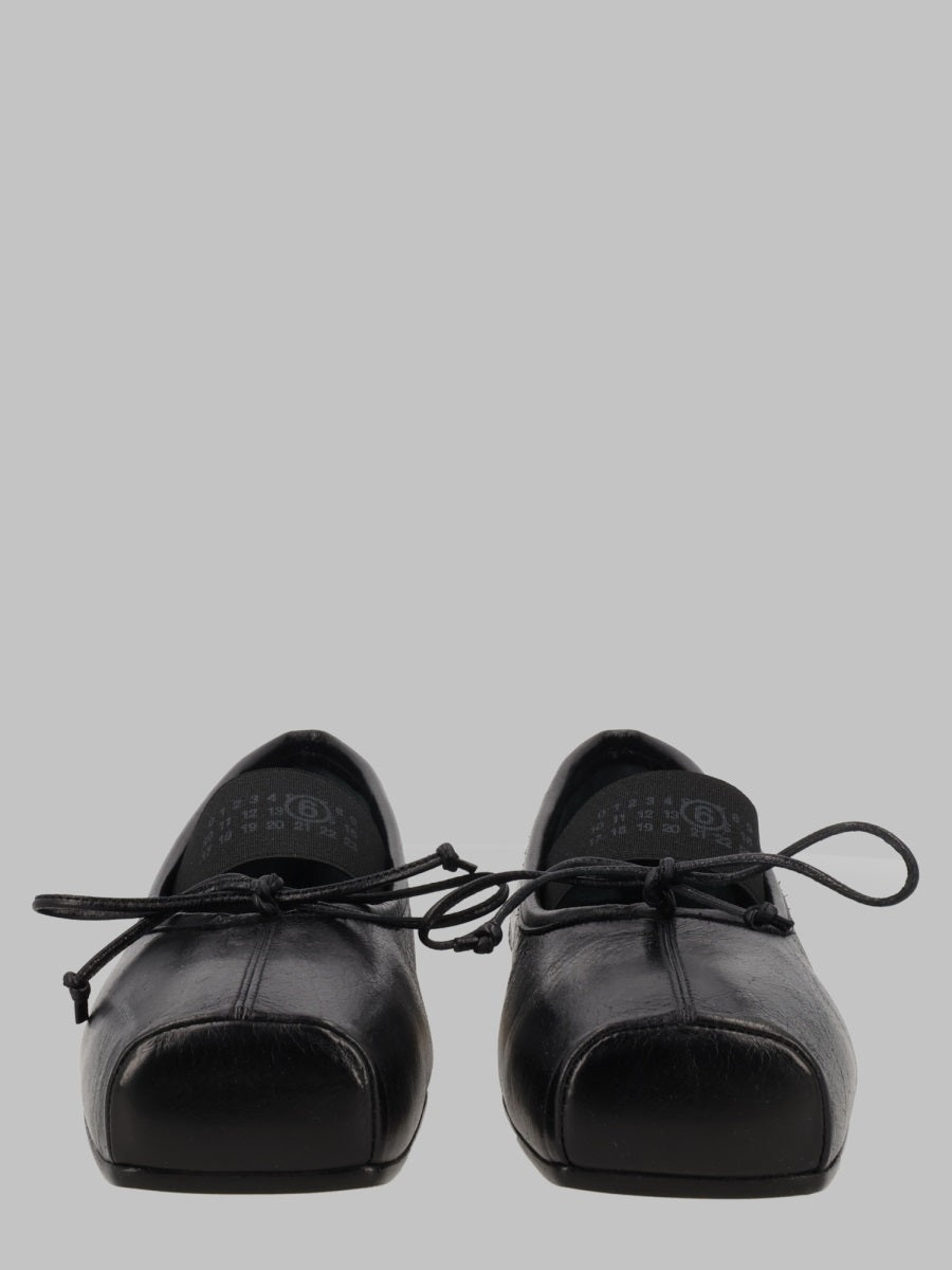 Ballet Flats Numeric Black Leather