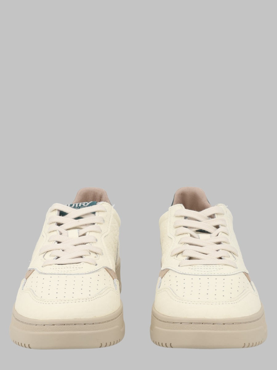 Trainers Medalist Low Beige Cow Leather