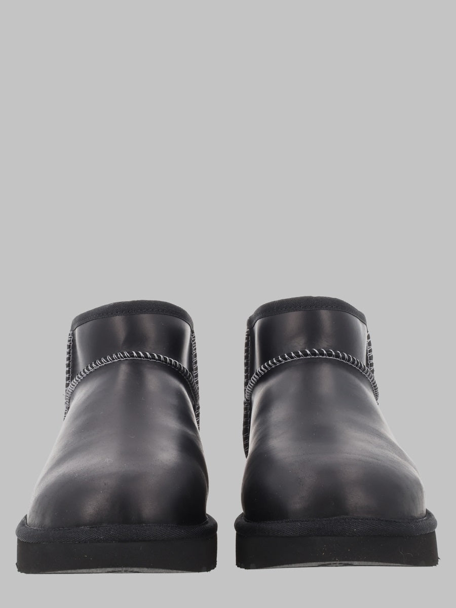 Leather Boots Classic Ultra Mini Black