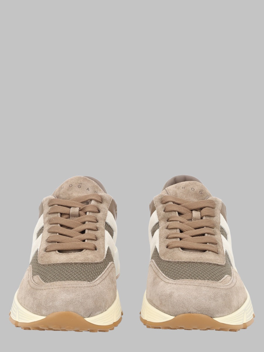 Sneakers Hyperlight Beige Calfskin Trainers
