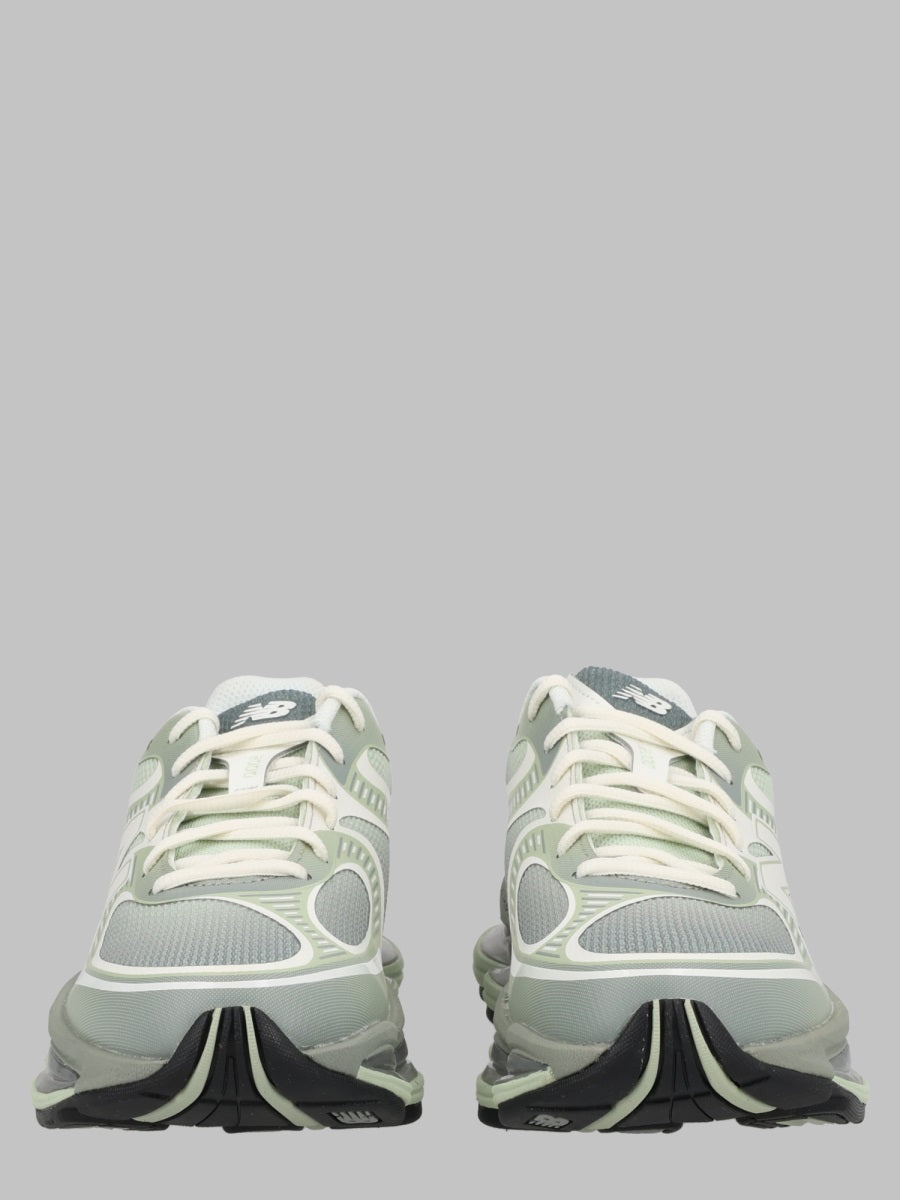 Sneakers Abzorb 2000 Green Synthetic Trainers