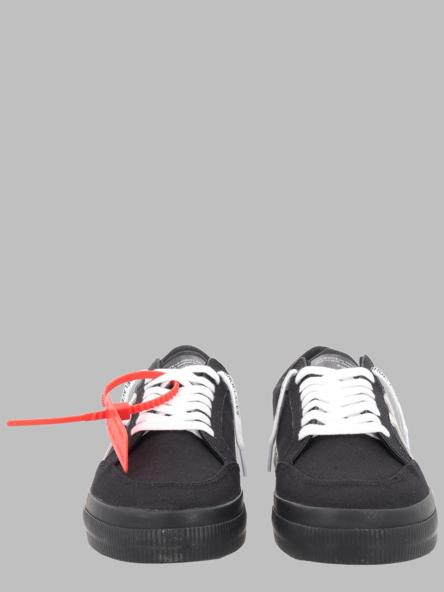 Low-Top Sneakers Vulc Low Black Cotton Trainers