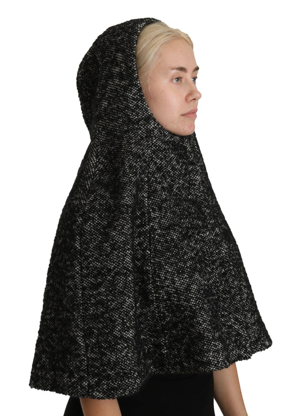 Dolce & Gabbana 72% Wool shawl in gray