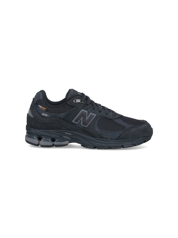 New Balance Suede sneakers in black