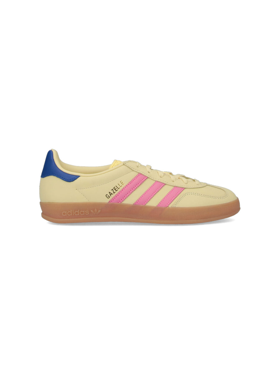 Adidas 100% leather sneaker in yellow
