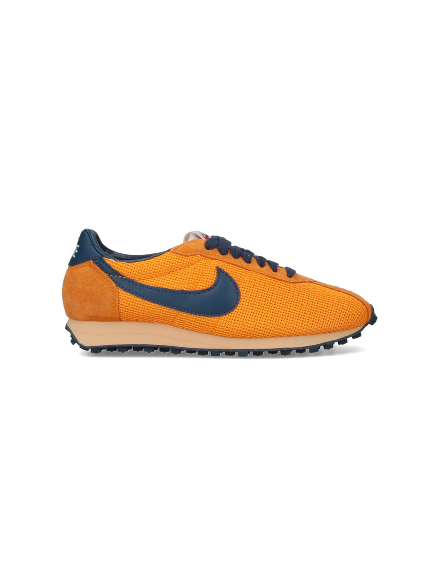 Nike 100% leather sneaker in orange