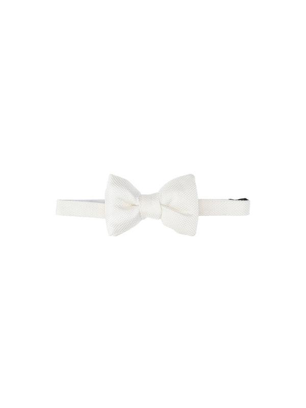 Tom Ford 100% Mulberry Silk bow tie in white