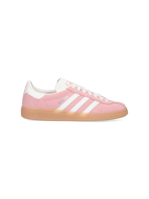 Adidas 100% leather sneaker in pink