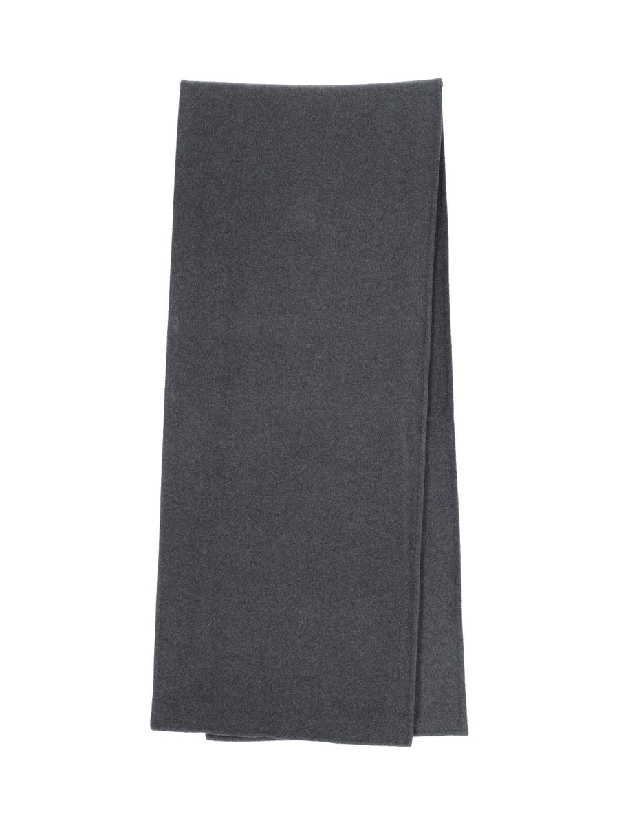 Berner Kuhl 72% Wool scarf in gray