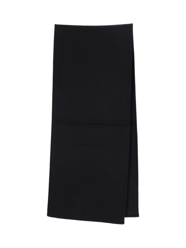 Berner Kuhl 72% Wool scarf in black