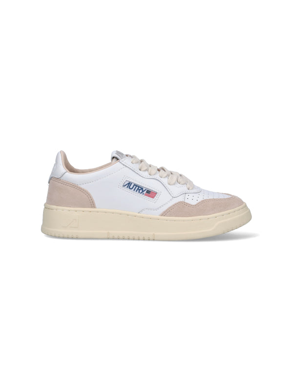 Autry Upper: 70% Cow Leather sneaker in white