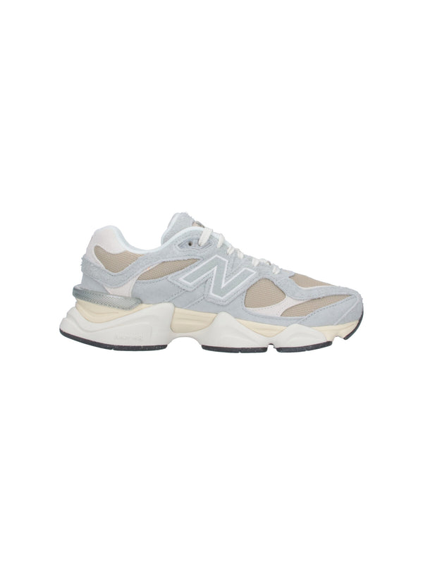 New Balance Suede sneaker in gray
