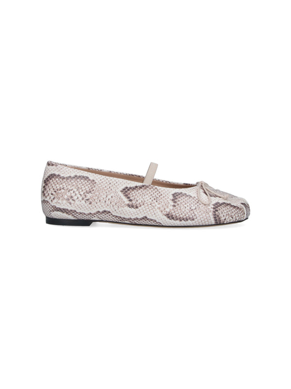 Stuart Weitzman Upper: 90% Goat Leather ballet flat in white