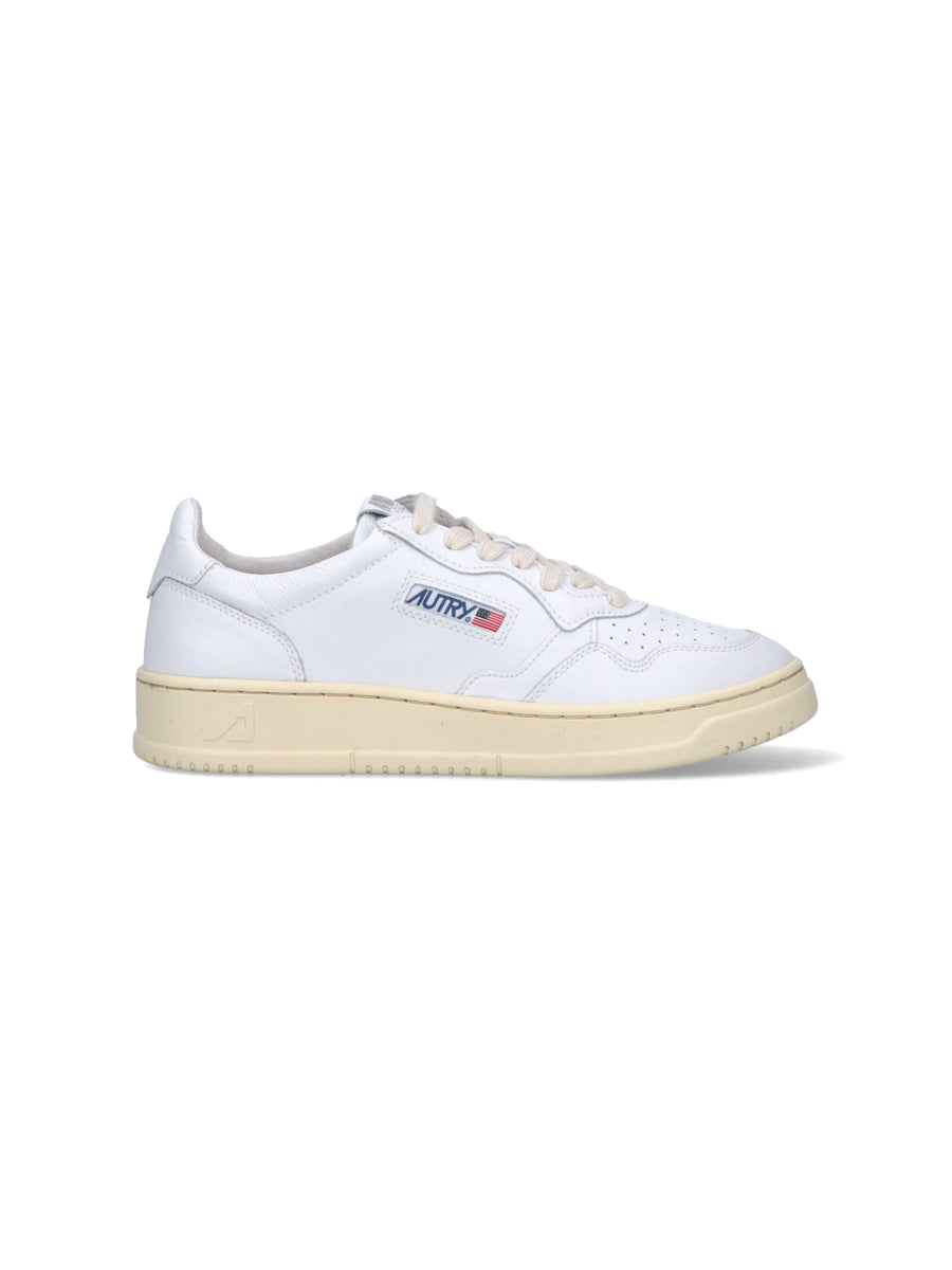 Autry Upper: 100% Cow Leather sneaker in white