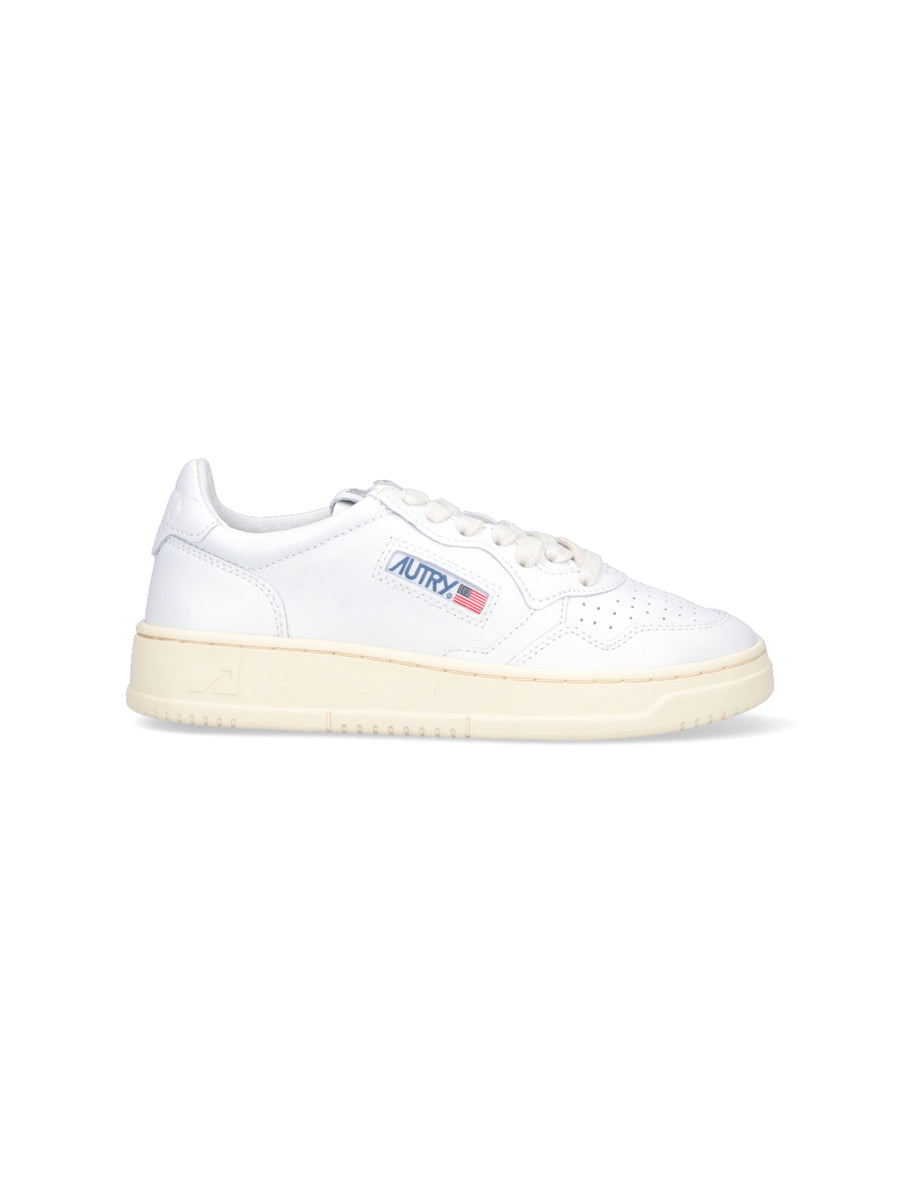 Autry Upper: 100% Cow Leather sneaker in white