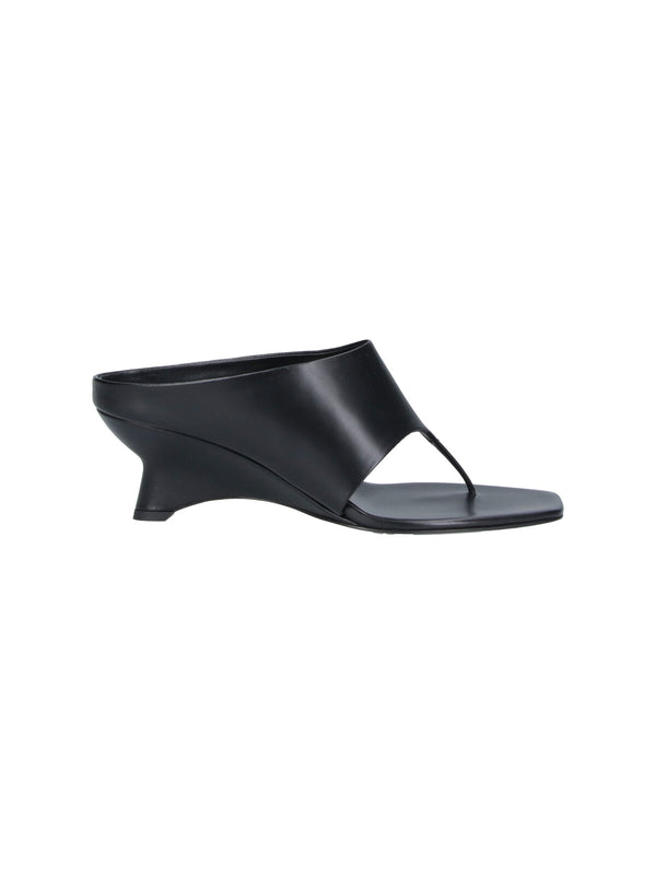 Khaite 100% leather sandal in black