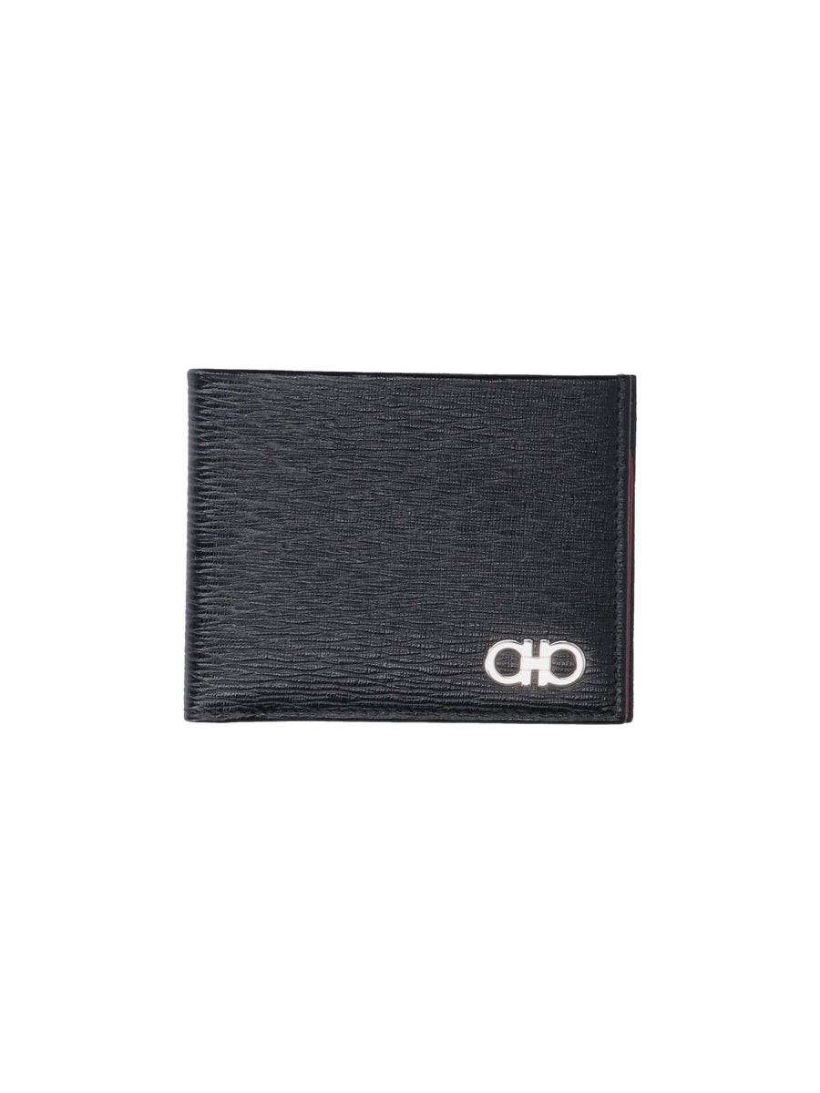Ferragamo 100% leather wallet in black