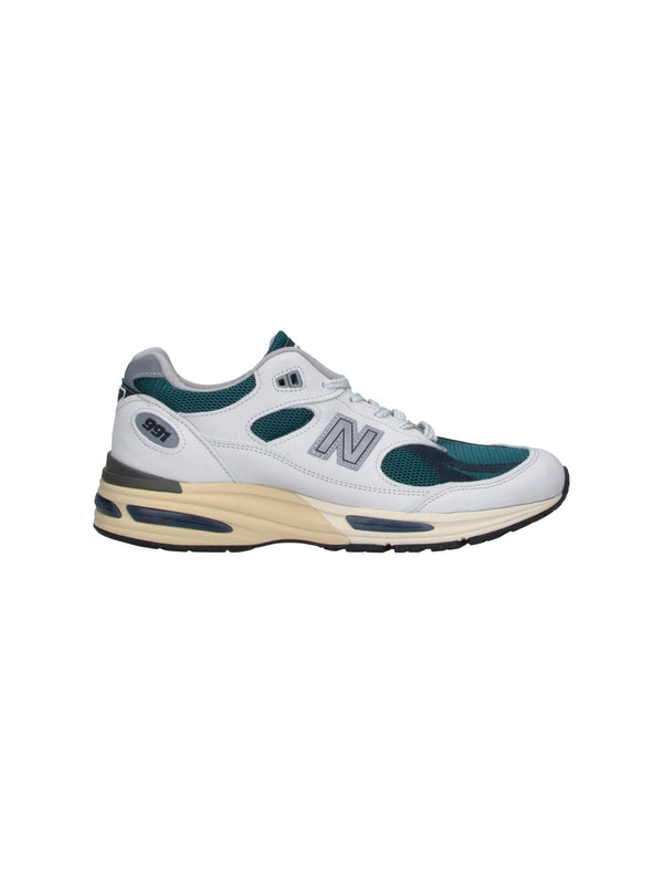 New Balance 100% Nubuck sneakers in white