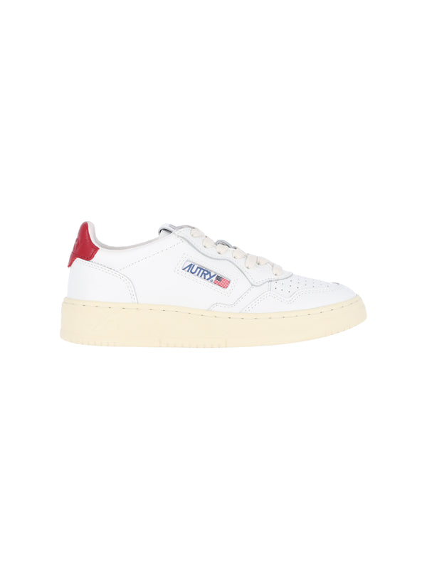 Autry Upper: 100% Cow Leather sneaker in white