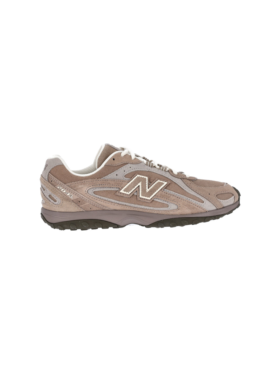 New Balance 100% suede sneakers in brown