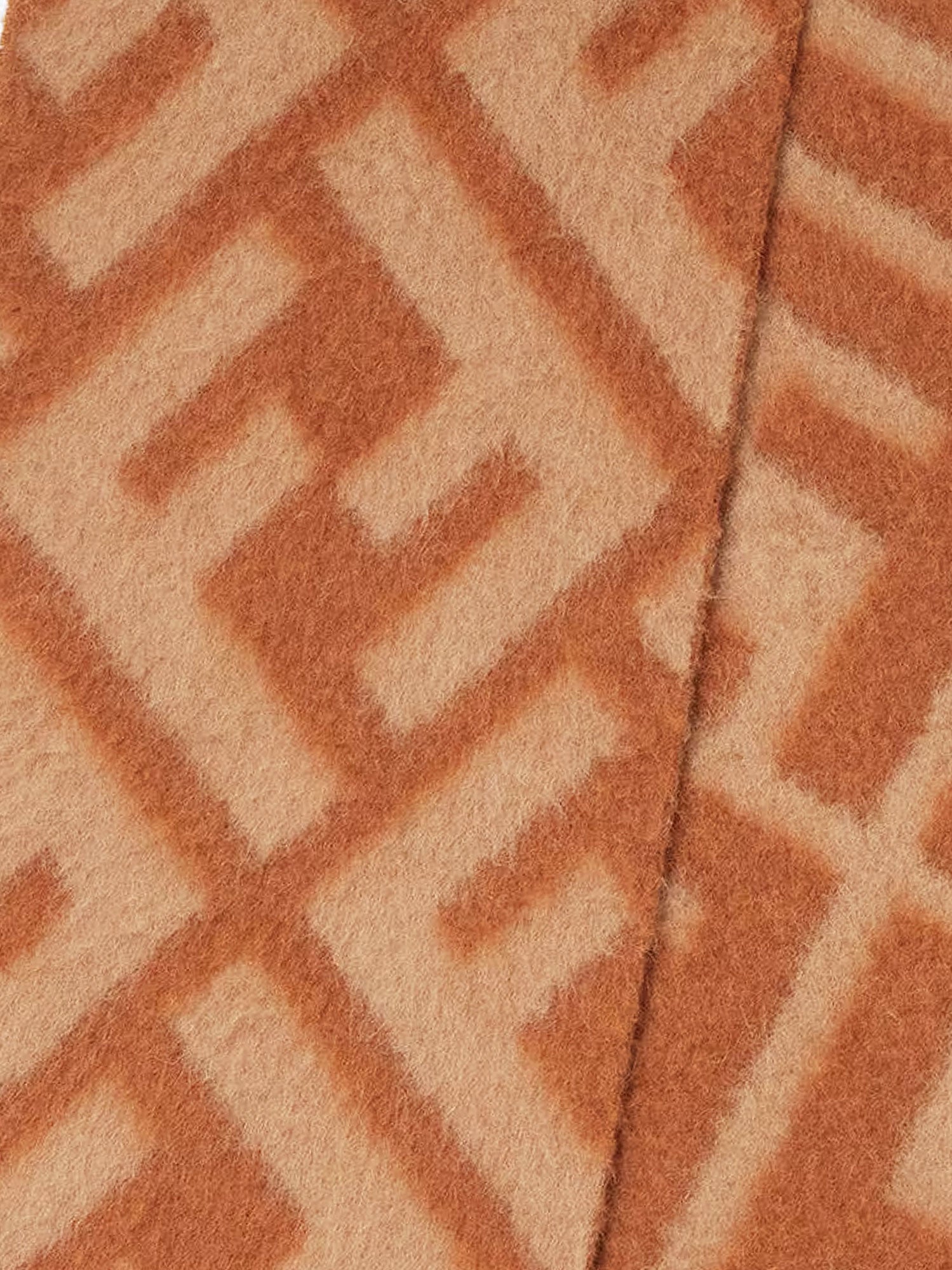 Fendi Scarfs Cammello+brandy