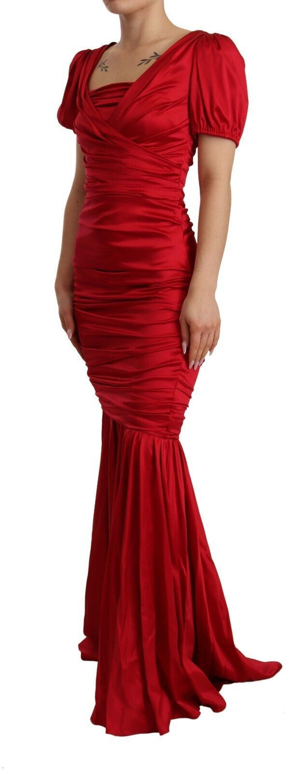 Dolce & Gabbana 96% Silk gown in red