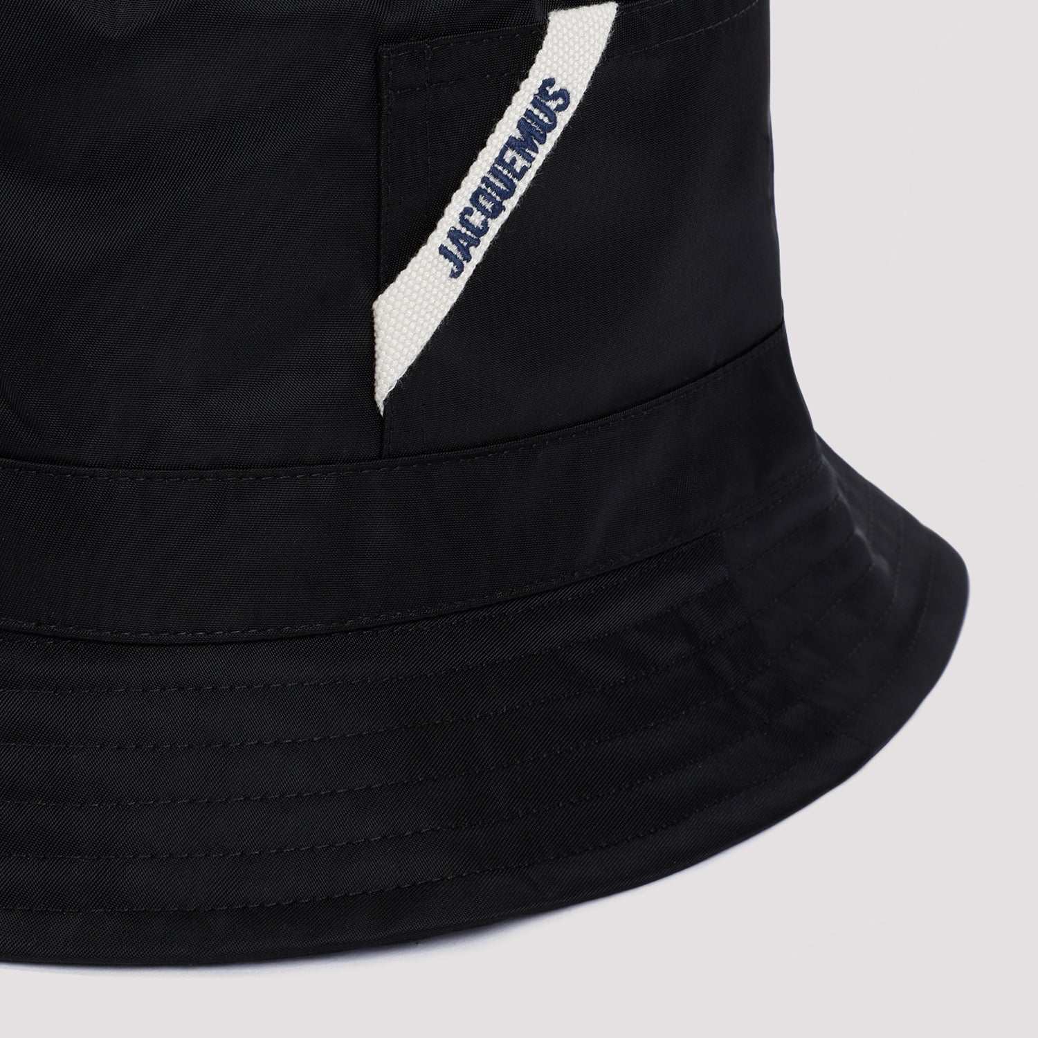 Le Bob Ovalie Black Nylon Acrylique Hat