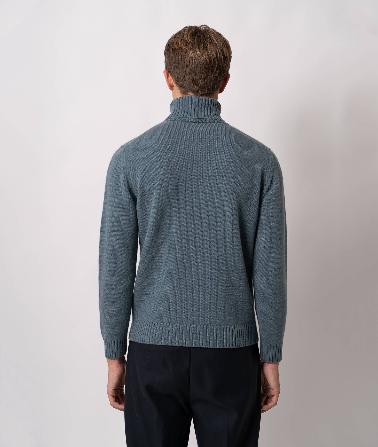 Turtleneck Cashmere Sweater Winnipeg Ivory Knitwear