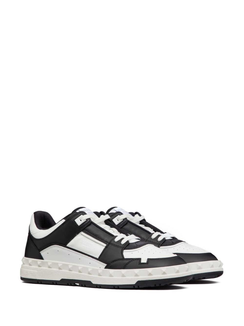 Valentino Garavani Sneakers Black Bos Taurus
