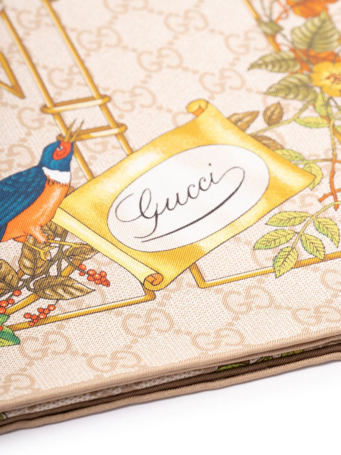 Gucci Scarfs Beige Silk