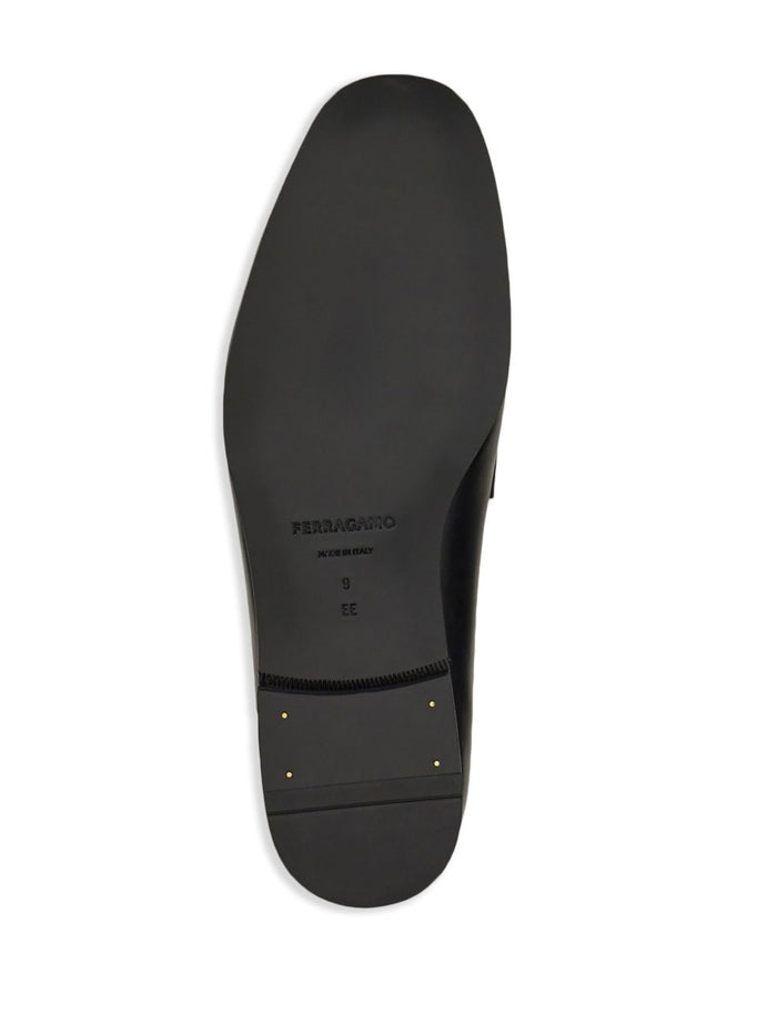 Ferragamo Flat Shoes Black
