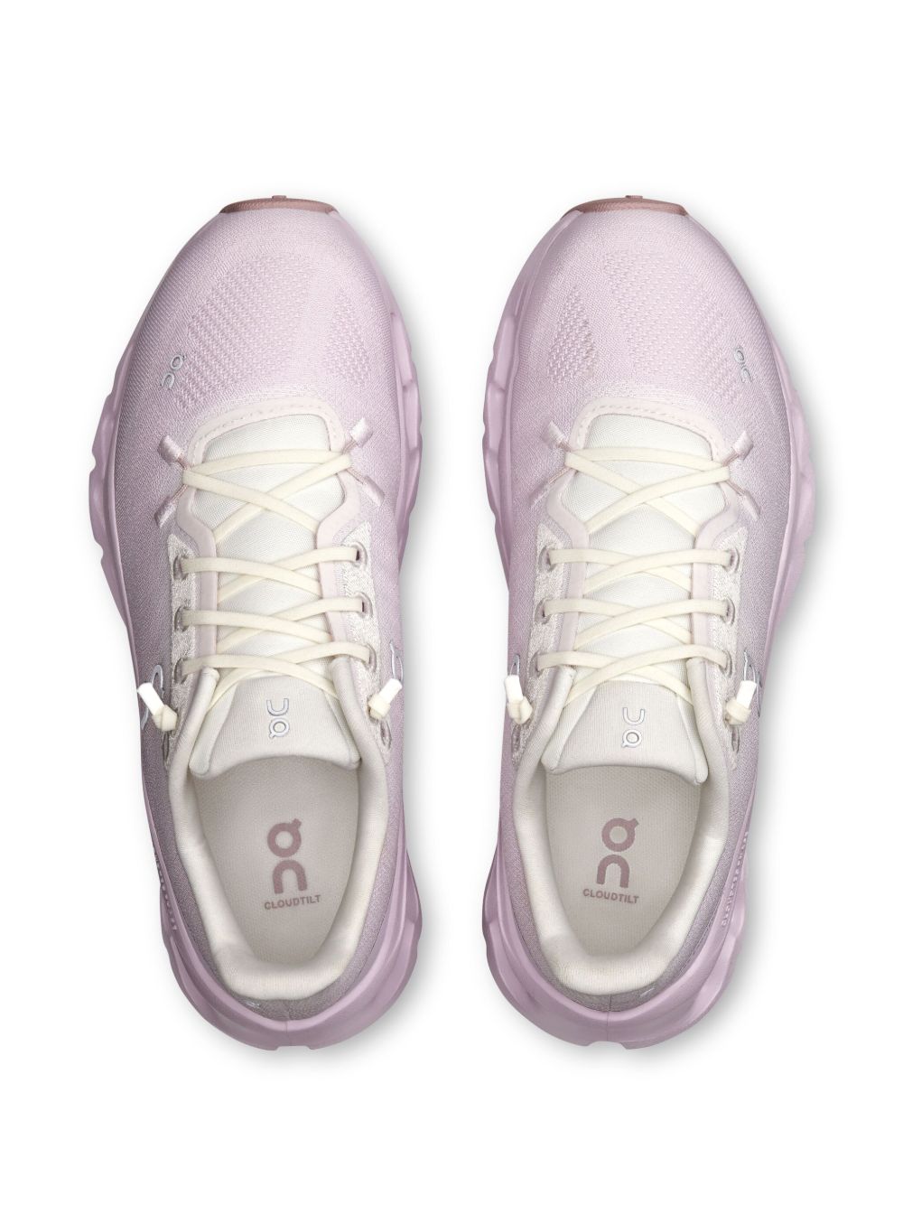 On Sneakers Ivory