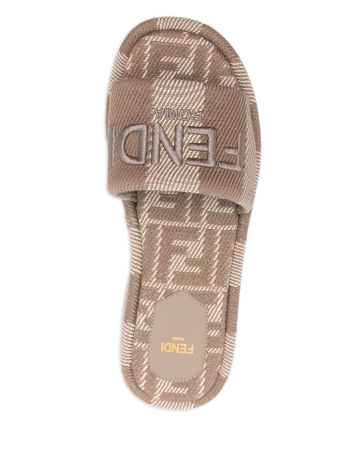 Fendi Sandals Dove Grey