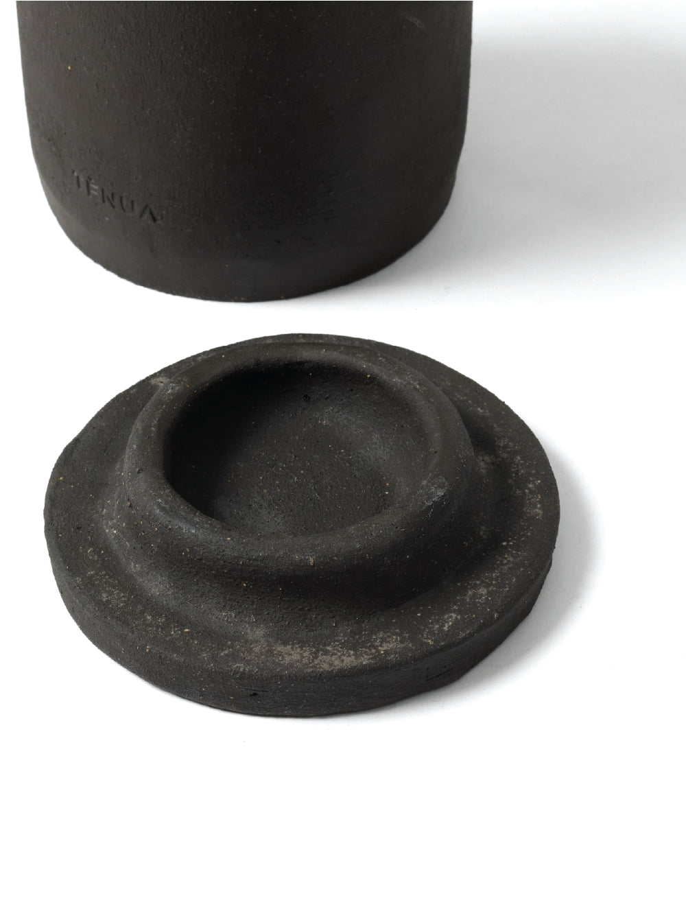 Tenua Living Black