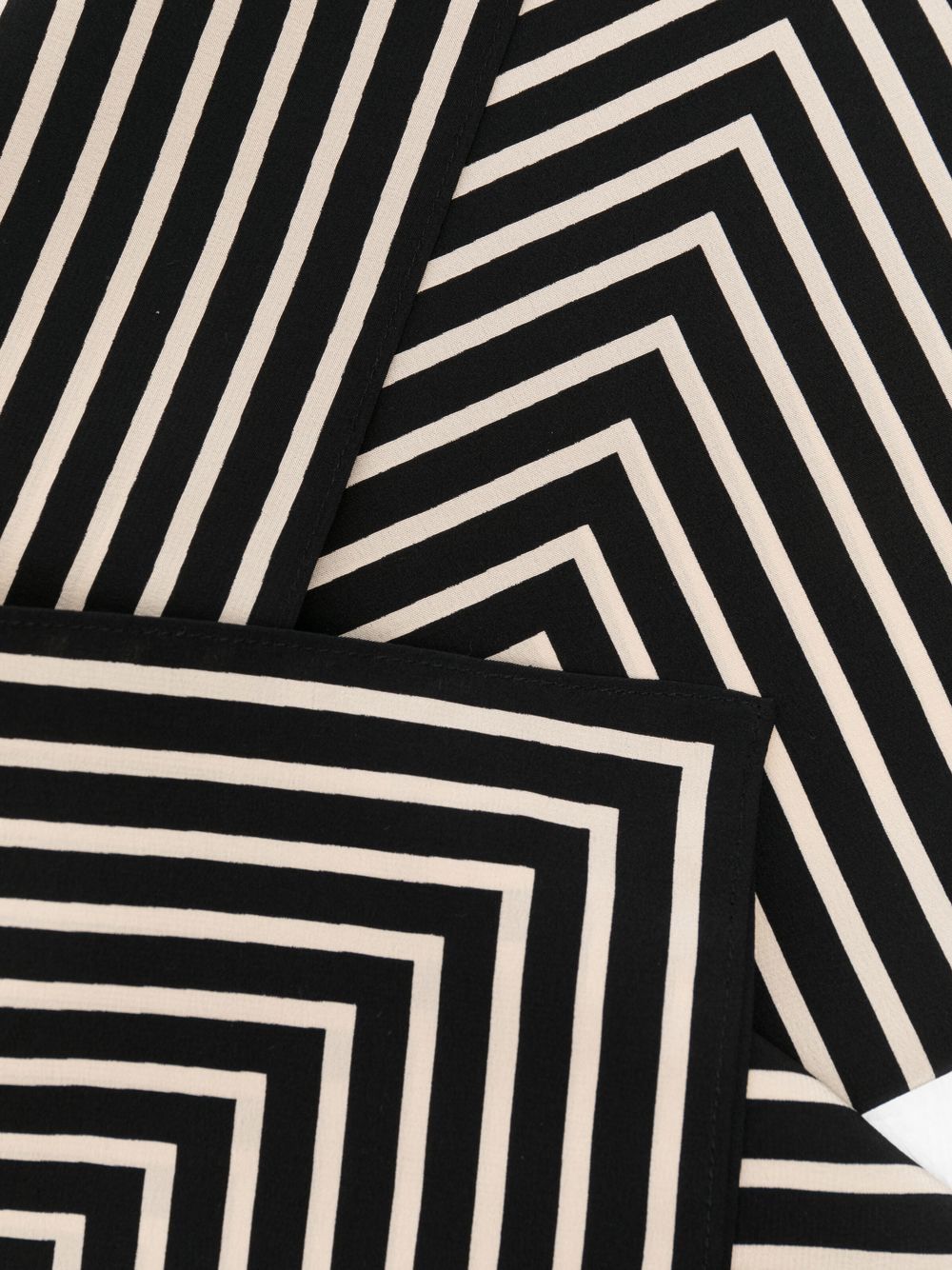 Toteme Pre Scarfs Black Silk