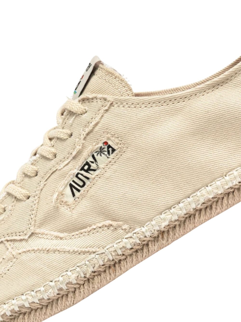 Autry Sneakers Ivory