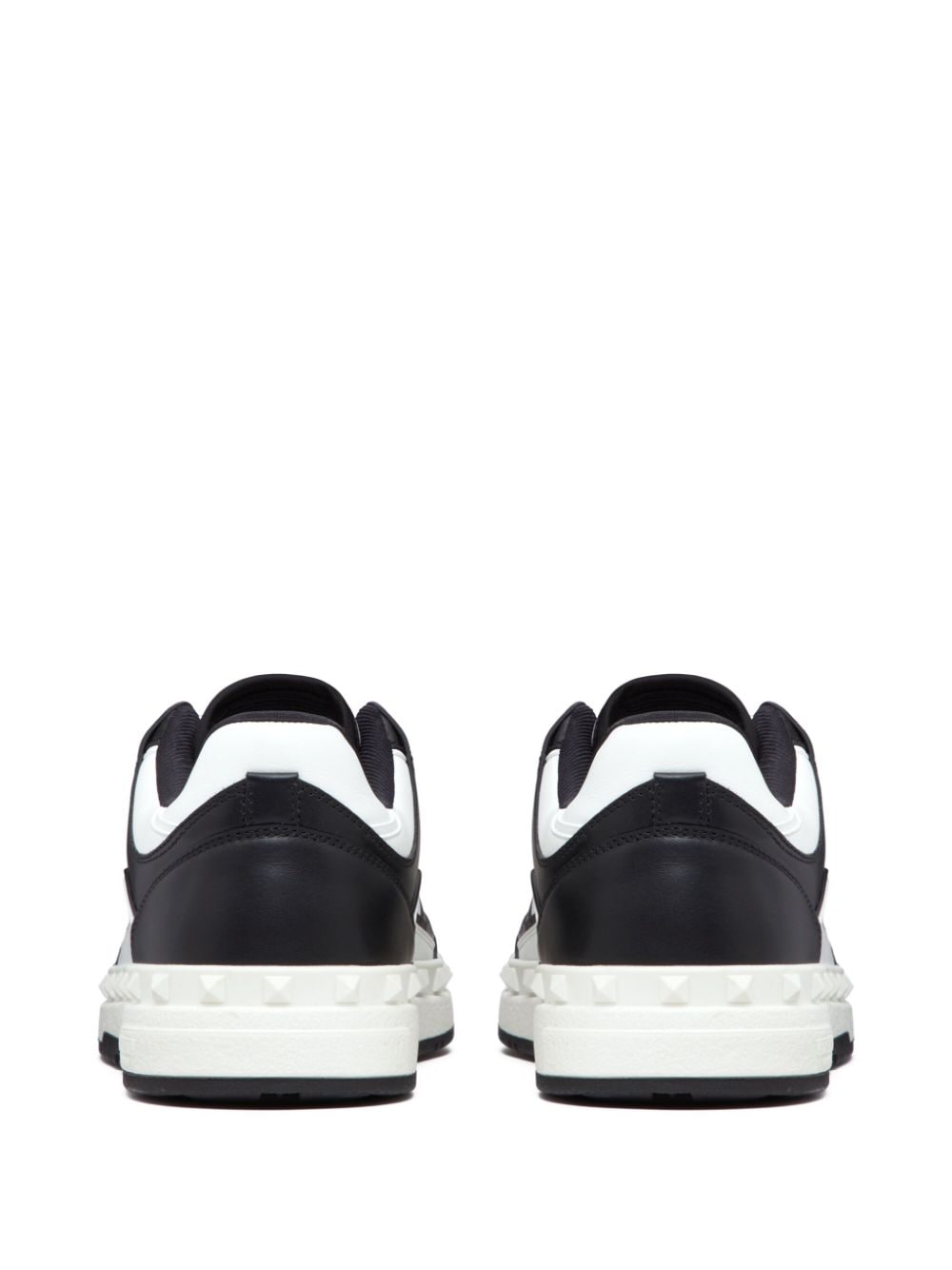 Valentino Garavani Sneakers Black Bos Taurus