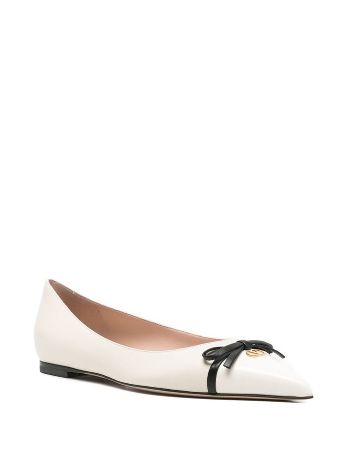 Valentino Garavani Flat shoes Ivory Calf Leather