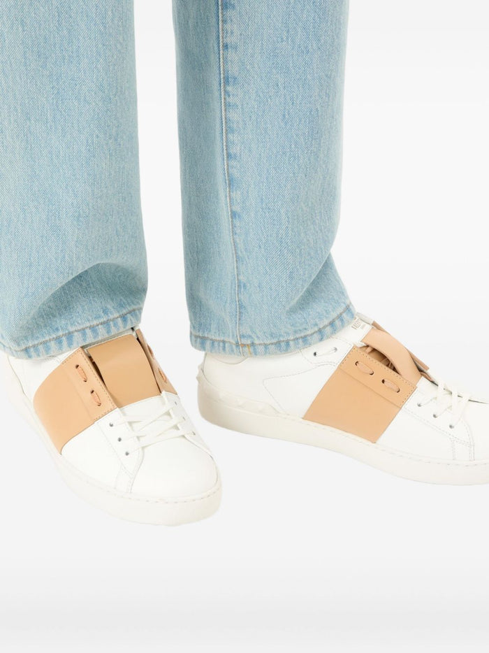 Valentino Garavani Sneakers Beige Calf Leather