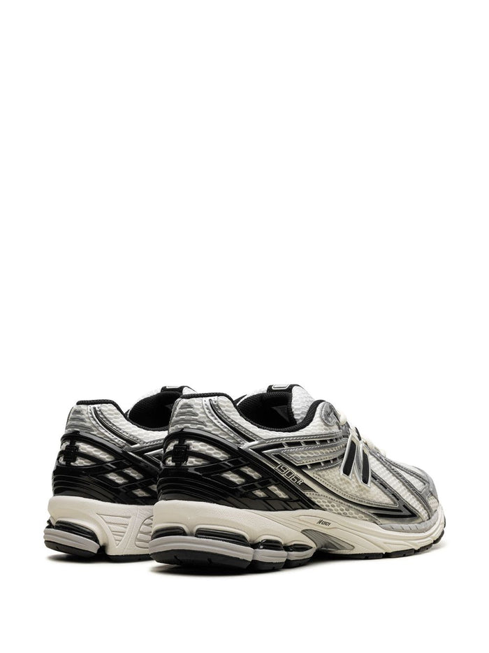 New Balance Sneakers White Rubber