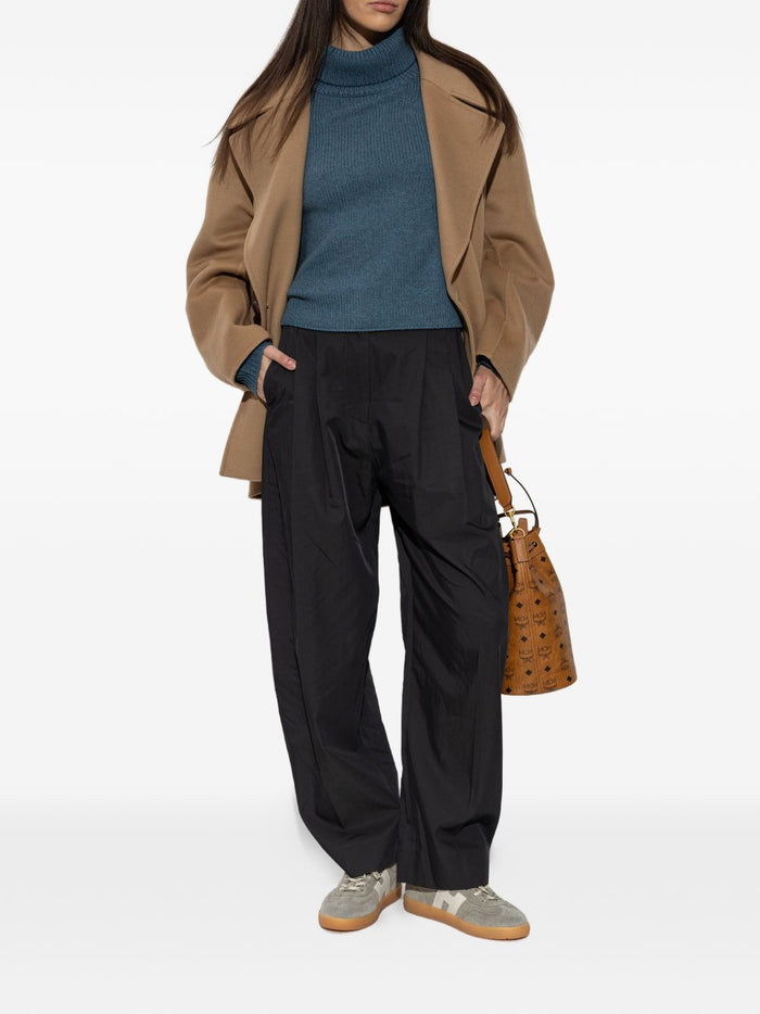 Hogan Sneakers Green Outer: Calf Suede