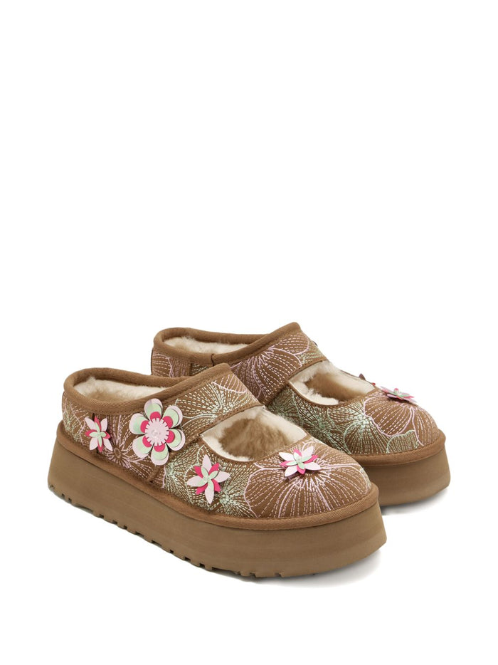 UGG Flat shoes Beige Calf Suede