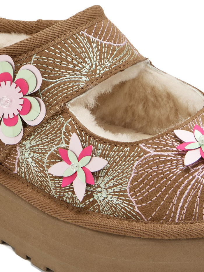 UGG Flat shoes Beige Calf Suede