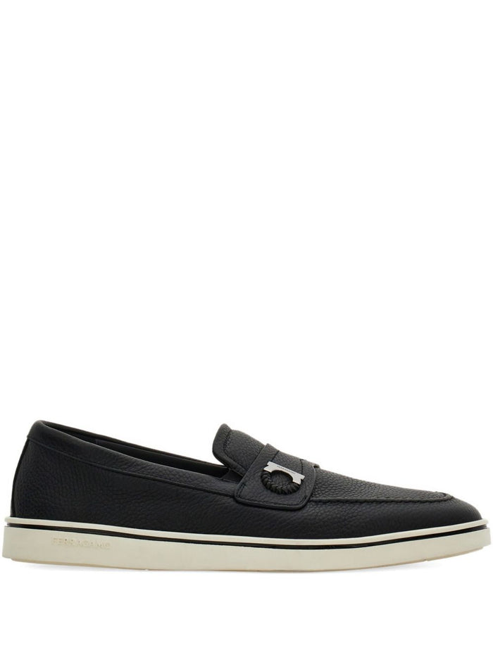 Ferragamo Flat shoes Black Leather