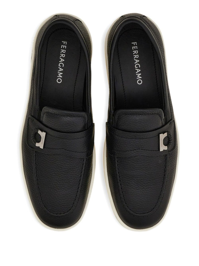 Ferragamo Flat shoes Black Leather