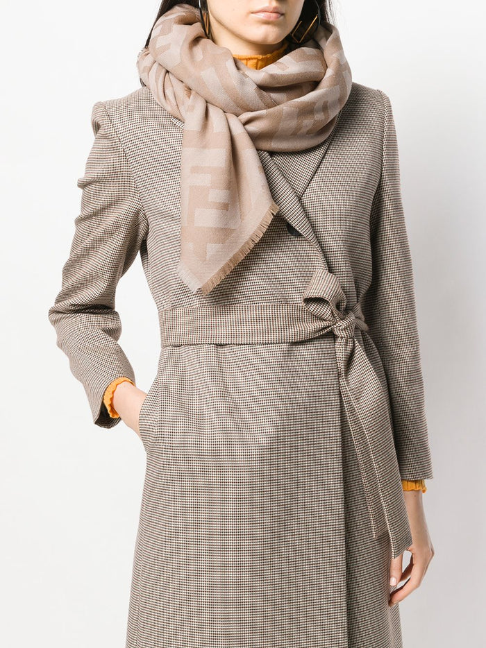 Fendi Scarfs Beige Wool 85 % Silk