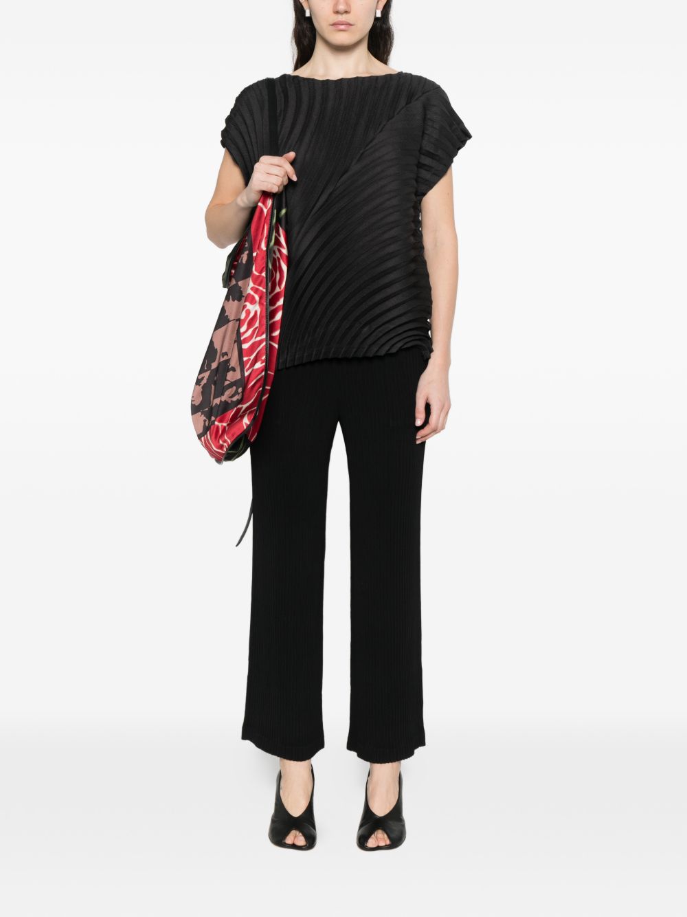 Issey Miyake Trousers Black Polyester