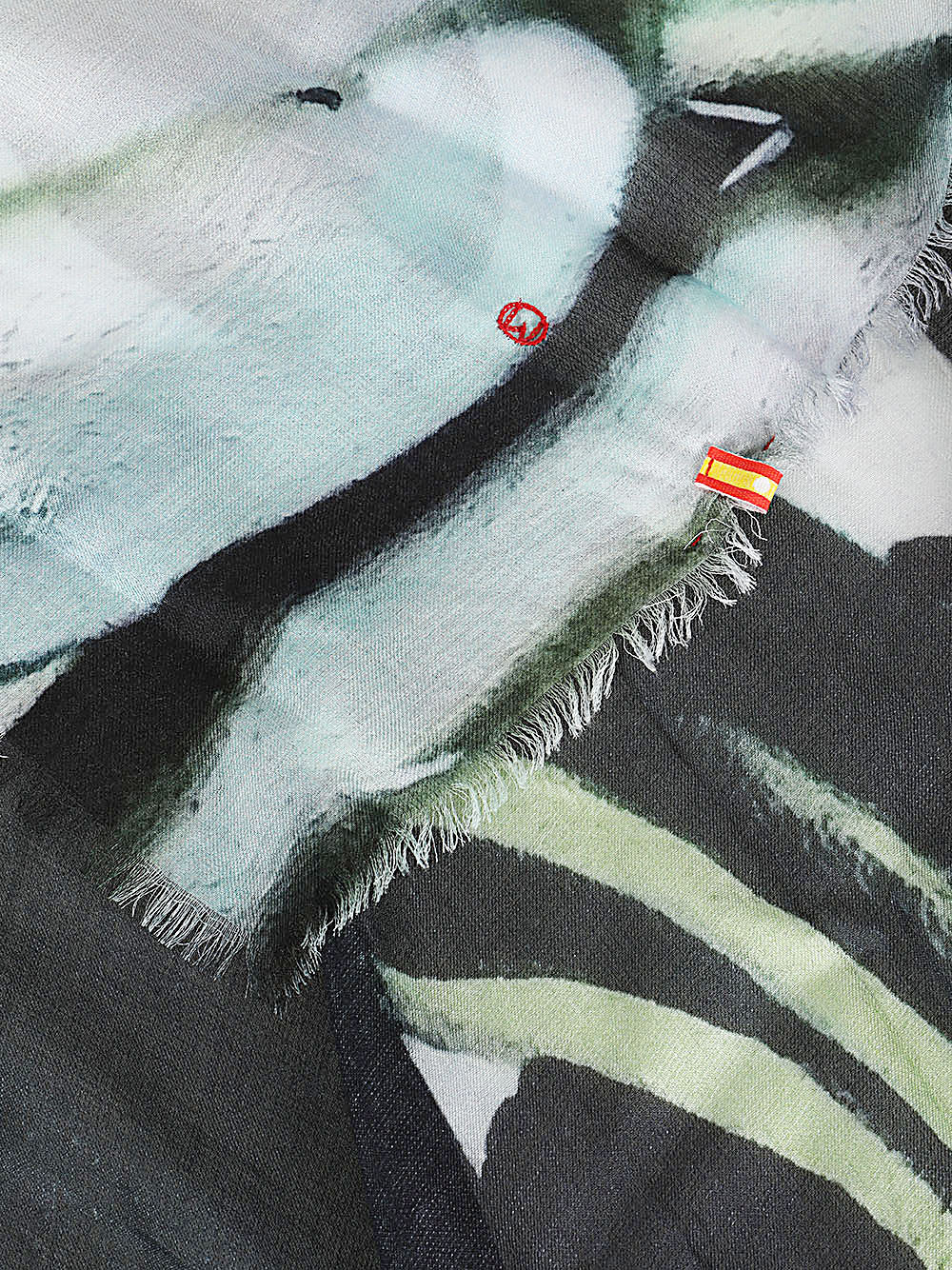 Talking Walls Scarfs Verde Modal Silk